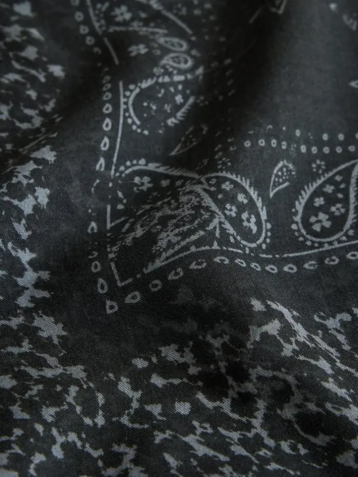 New John Varvatos ROCKINGHAM SCARF CARBON